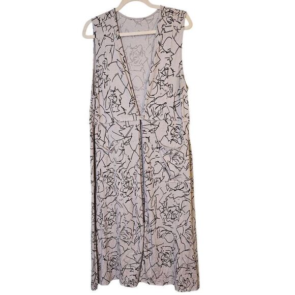 Chalet sleeveless long cardigan,  gray patterned. Size M/L.  #875 - Picture 1 of 5